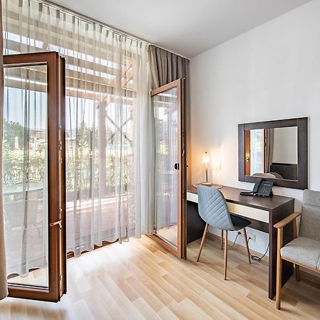 Besenova Apartman Korzar Exterior photo